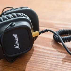 AUDIFONOS Y DIADEMAS